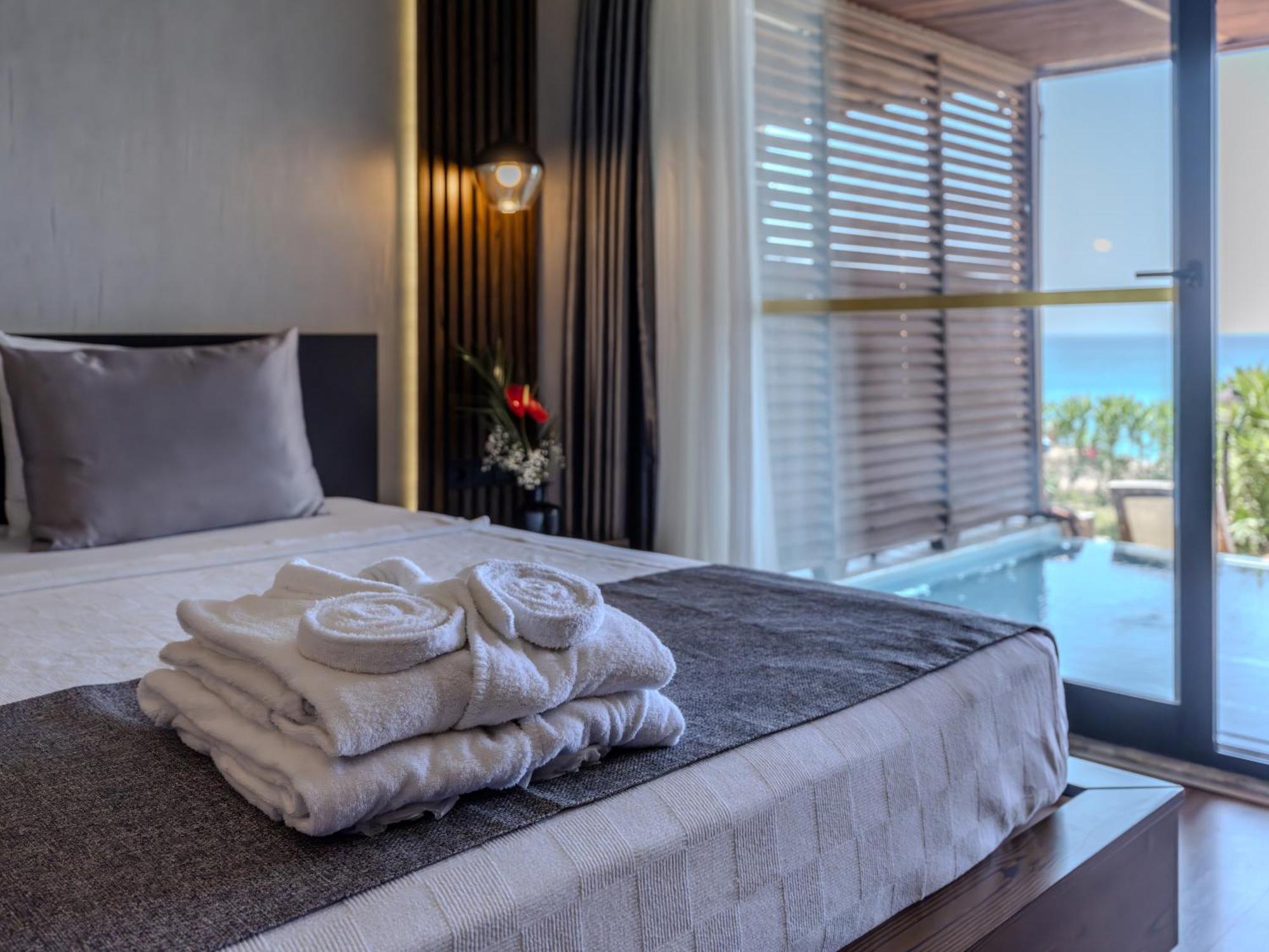 Adora Calma Beach Hotel Adults Only Kızılot Exteriér fotografie