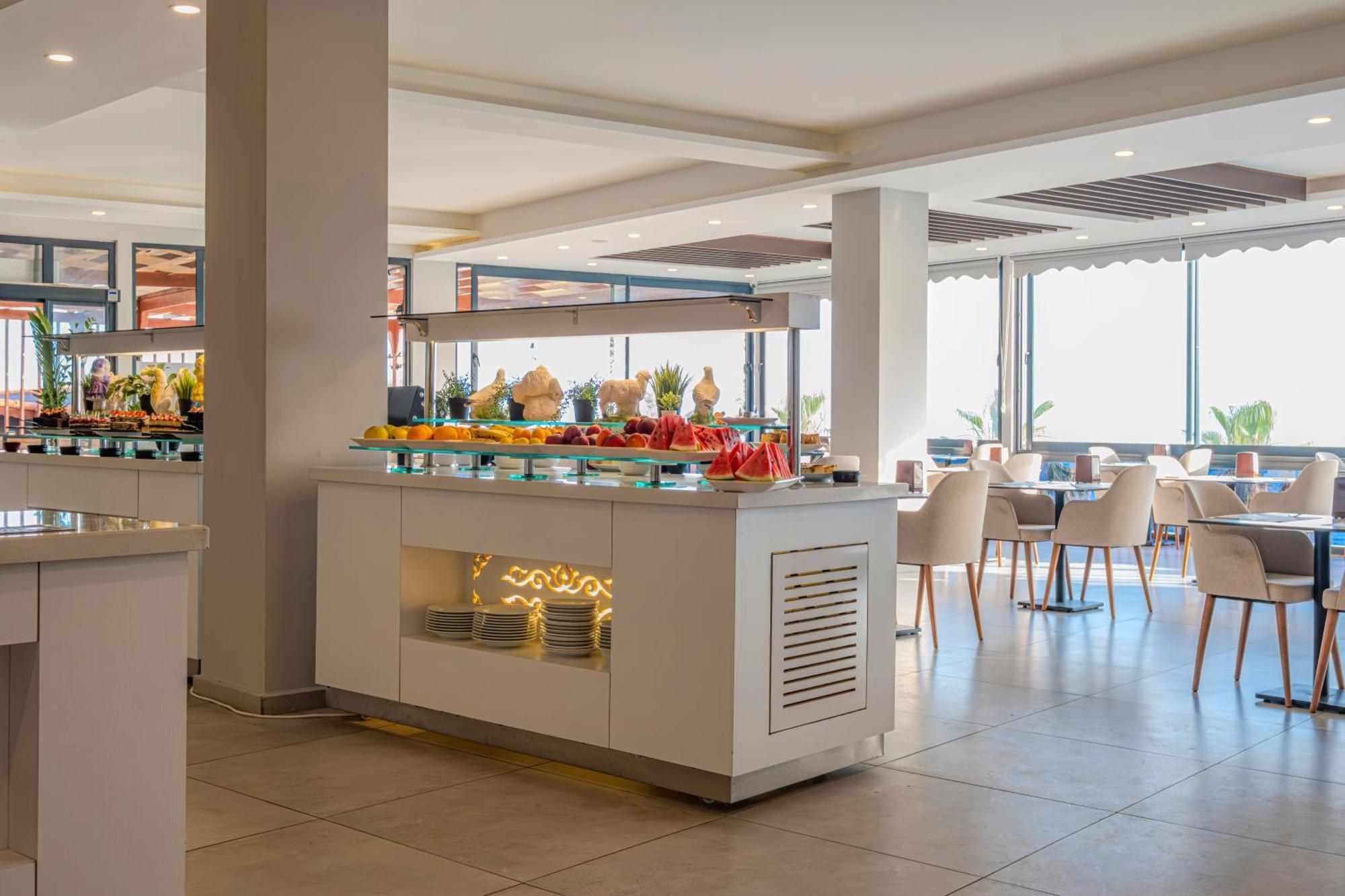 Adora Calma Beach Hotel Adults Only Kızılot Exteriér fotografie