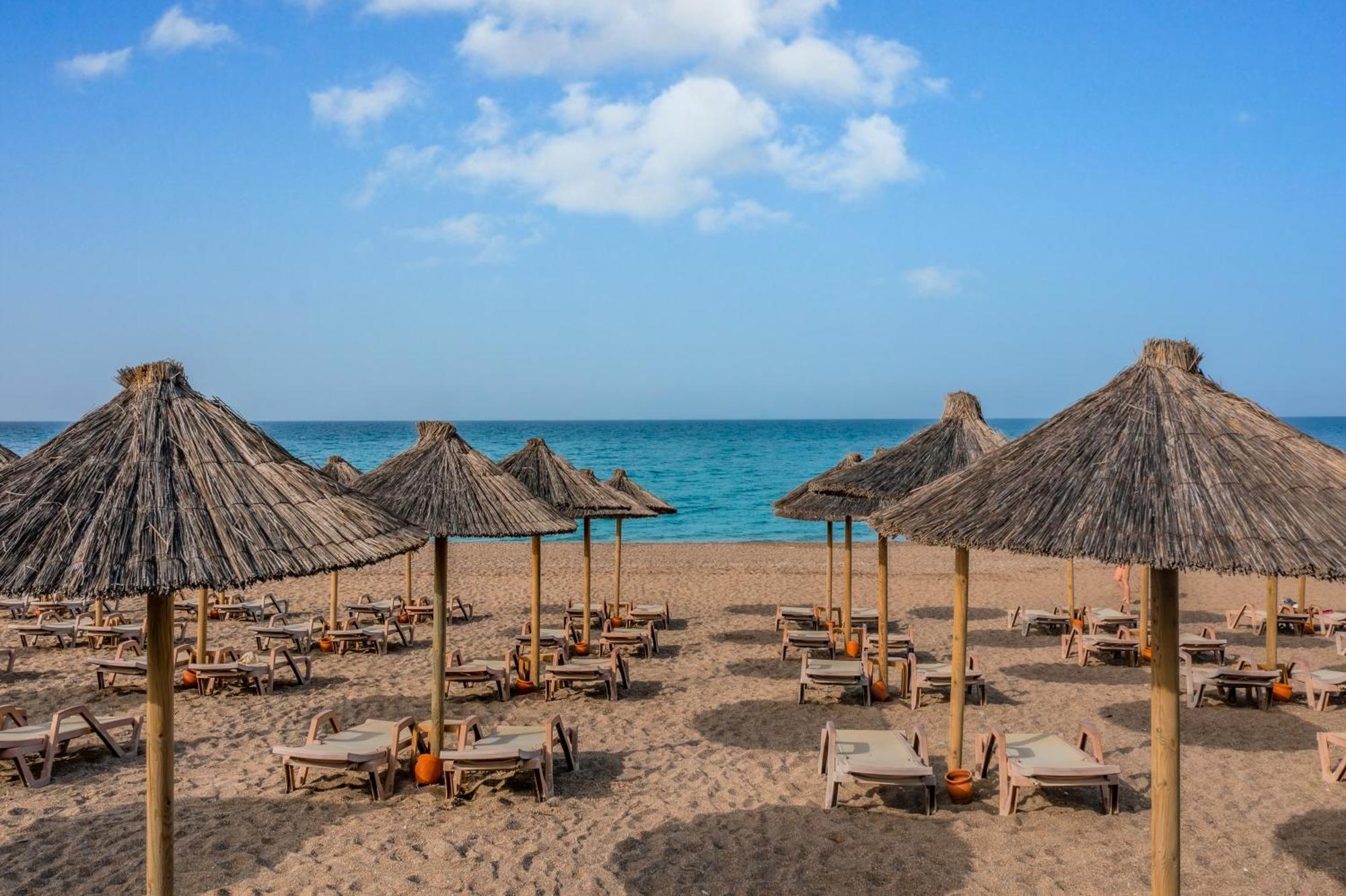 Adora Calma Beach Hotel Adults Only Kızılot Exteriér fotografie