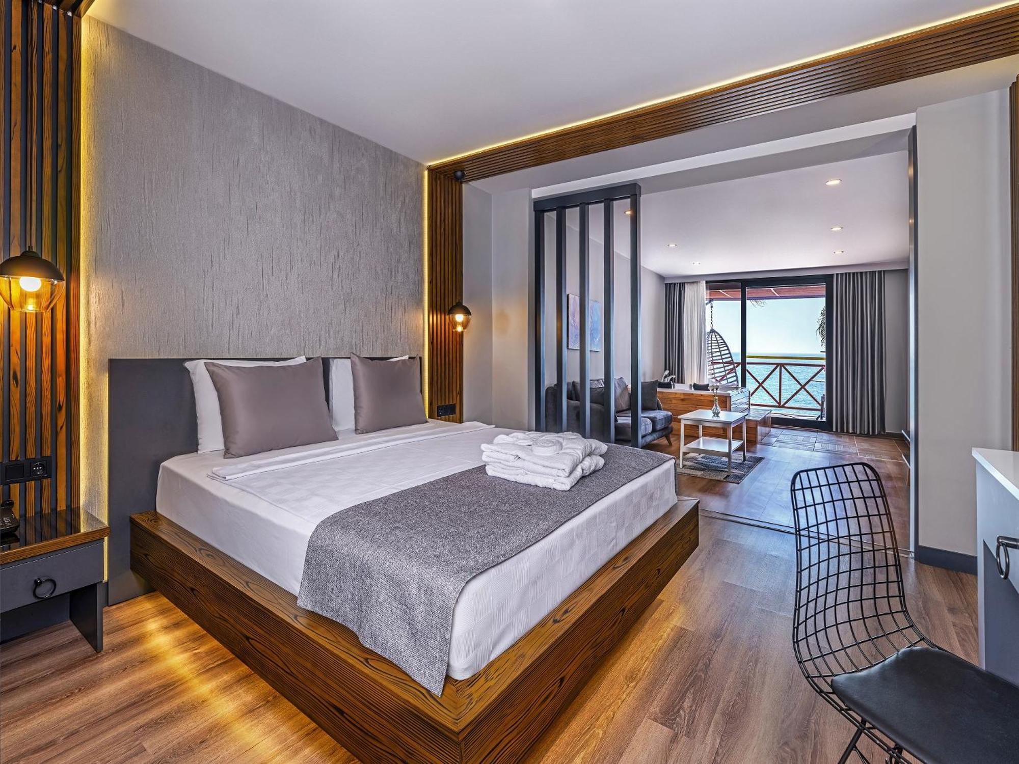 Adora Calma Beach Hotel Adults Only Kızılot Exteriér fotografie